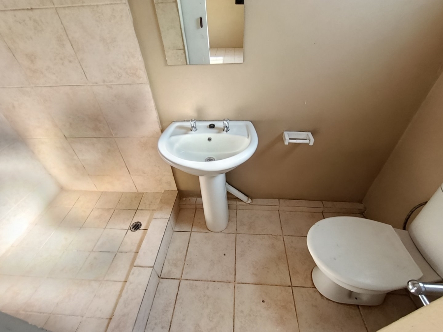  Bedroom Property for Sale in Heidedal Free State